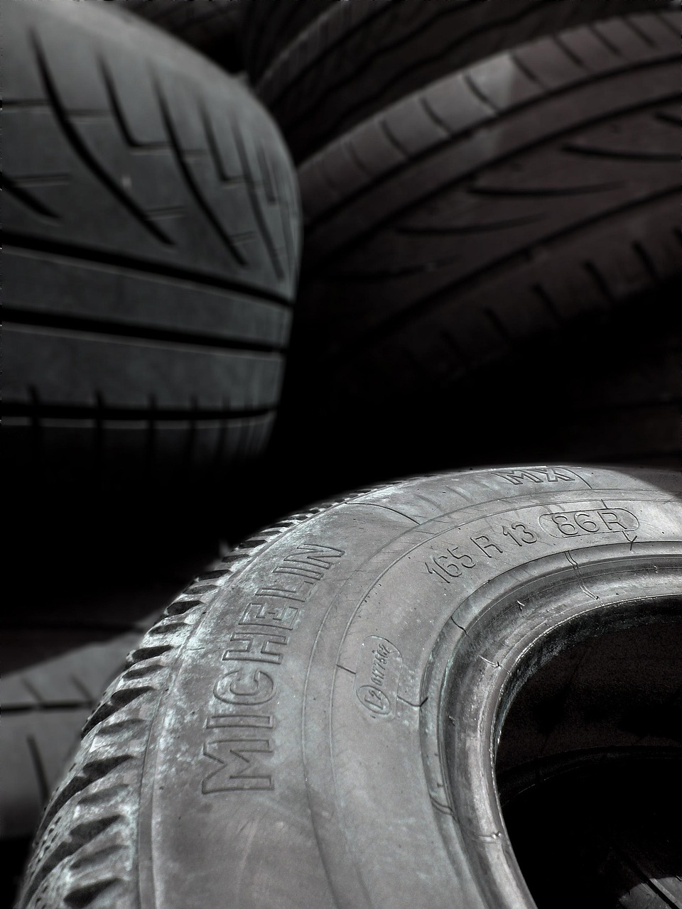 tires, car, auto, transportation, drive, rubber, repair, mechanic, garage, equipment, traffic, street, tool, round, industry, texture, symbol, car wallpapers, asphalt, highway, maintenance, gray tools, gray garage, gray industry